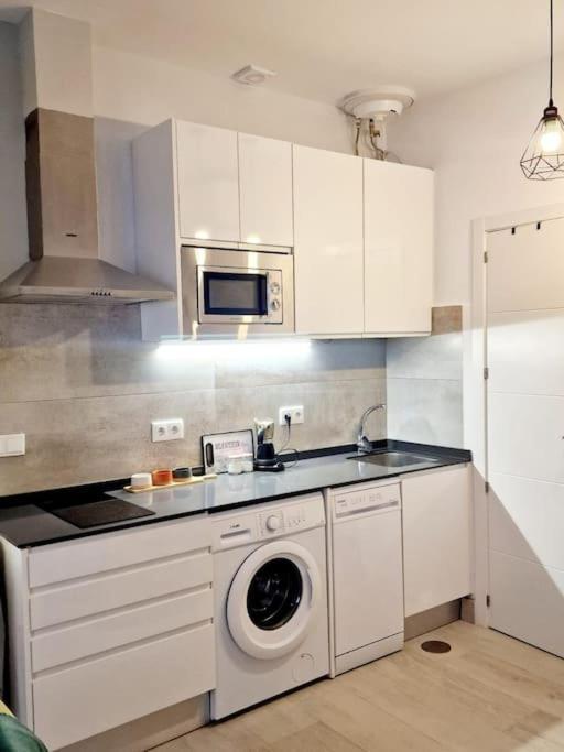 Comfortable Studio In Barrio Salamanca - Bejar Мадрид Екстериор снимка